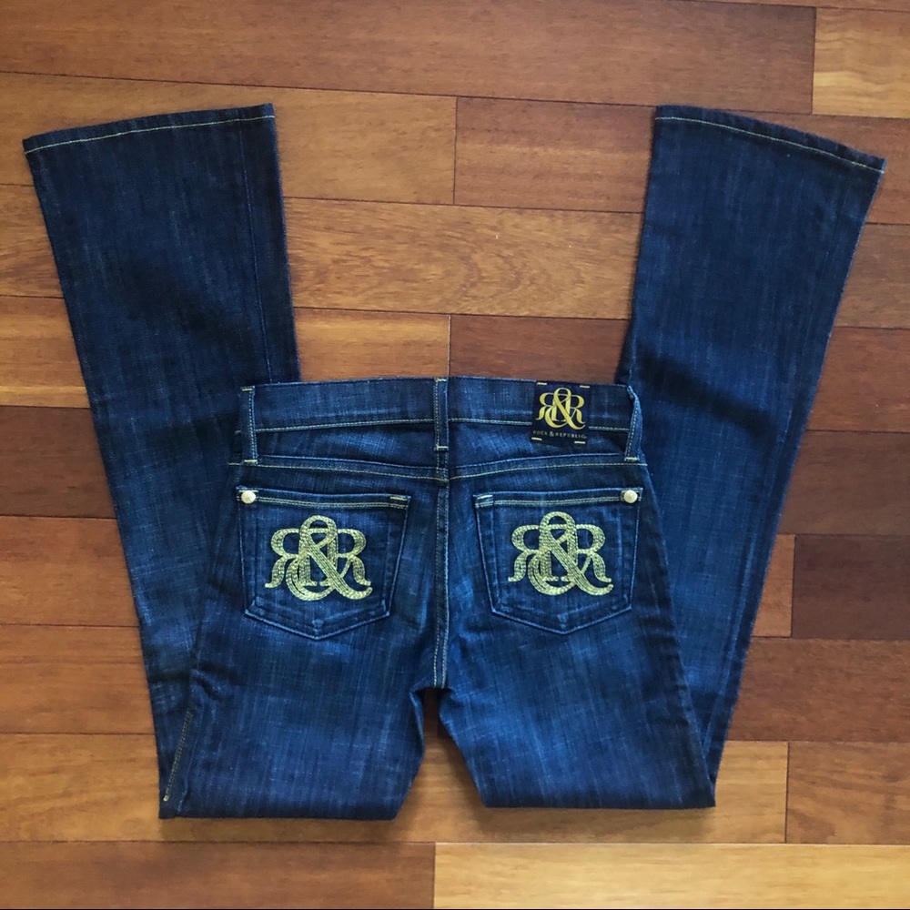 Rock and Republic Boot Cut Women’s Jeans.
